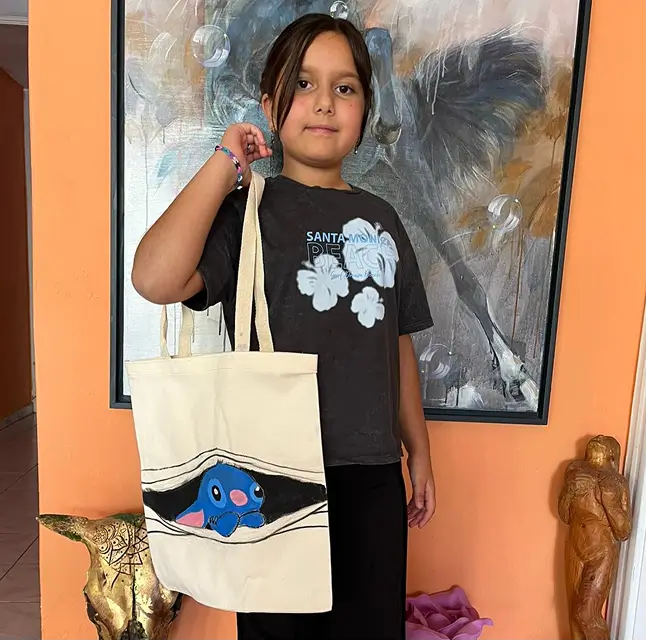 Çocuk Grubu Çanta Boyama Dersi