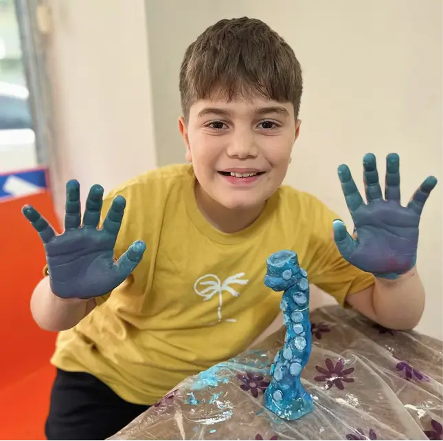 Çocuk Seramik Grubu