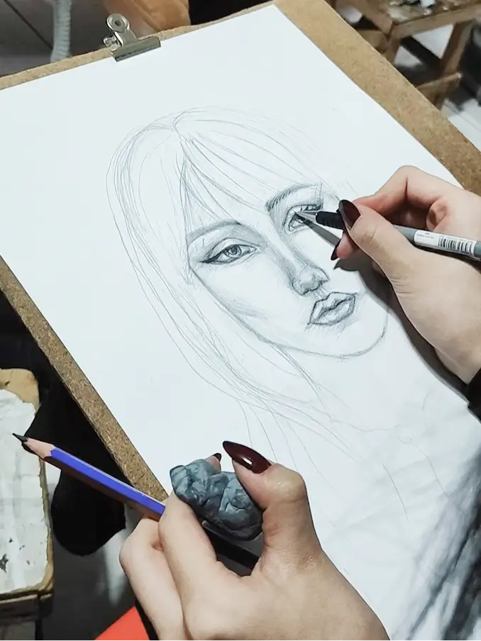 Güzel Sanatlara Hazırlık Grubu Portre Çizimi