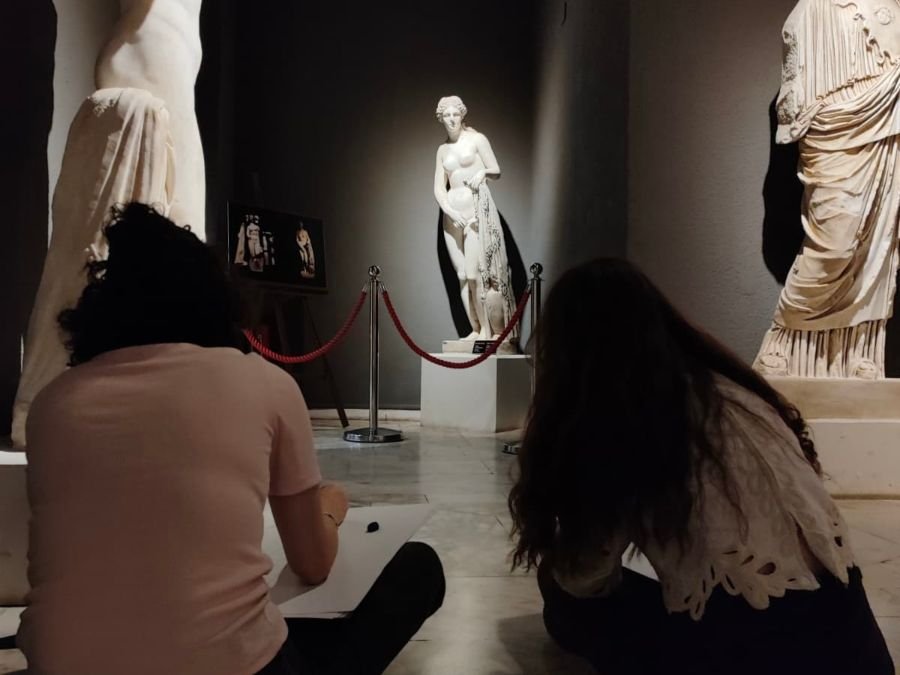 Müze Gezisi Resim Çizim Çalışmaları