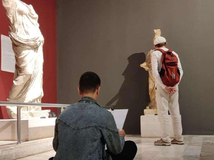 Müze Resim Çizim Çalışmaları